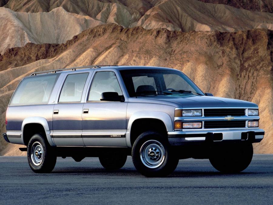  Chevrolet Suburban 1994 года  (фото 16 из 26)